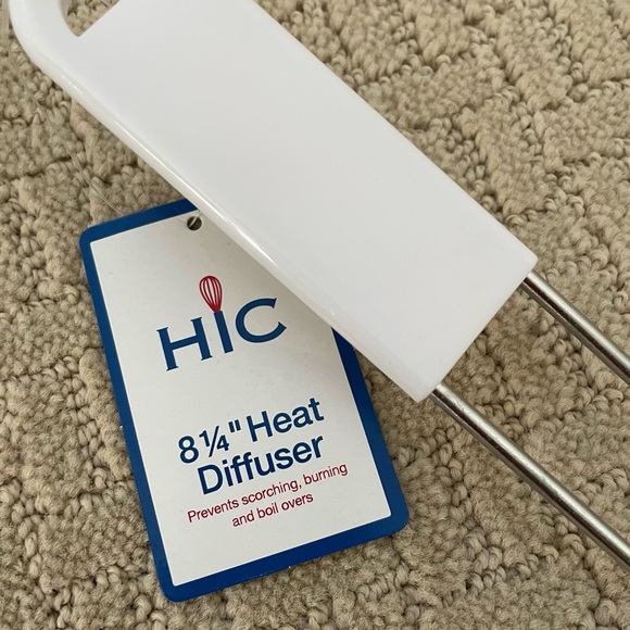 HIC Harold Import 8.25” Kitchen Heat Diffuser - Picture 4 of 5